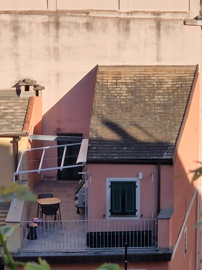 Sailor and the Moon - B&B Riomaggiore