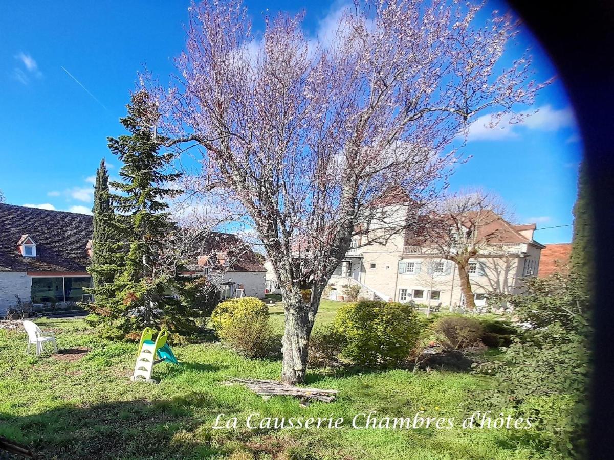 La Causserie, 2 Chambres d'Hôtes, 2 à 4 invités, pour vous seuls - B&B Gramat