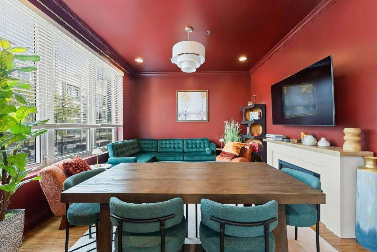 1 Free Parking Gym Balcony Sleeps 12 - Ferienwohnung Chicago