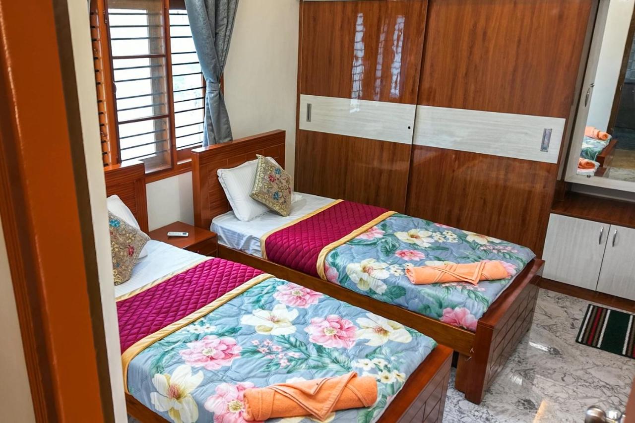 Two-Bedroom Deluxe Apartment