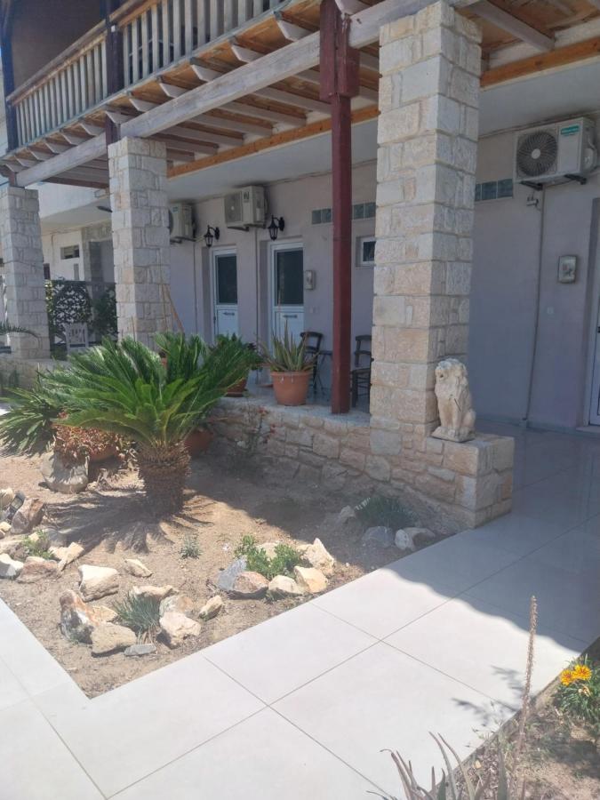 Εmmi - Bed and Breakfast Koutsounári