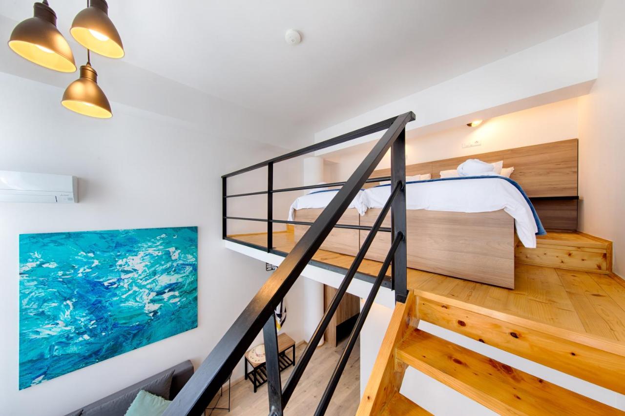 Double or Twin Room with Bathroom