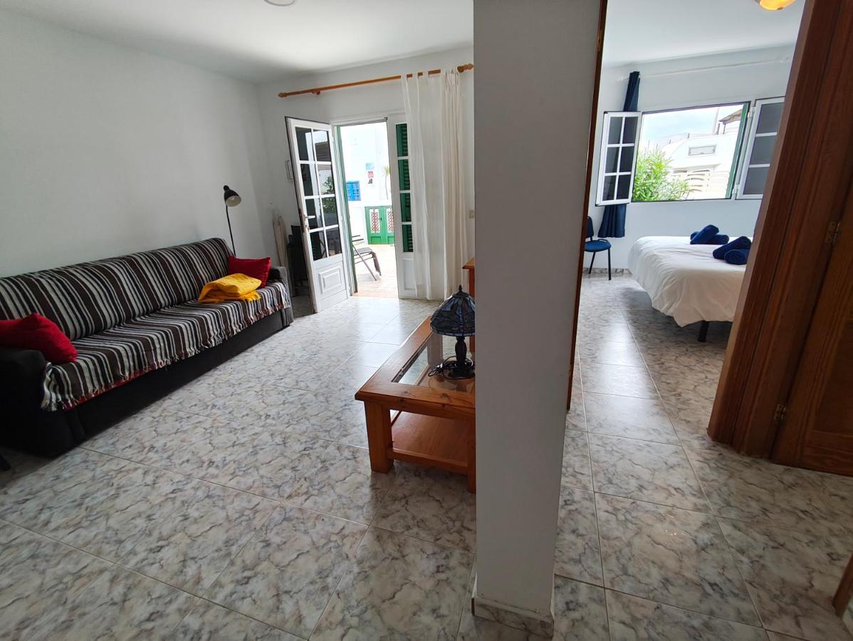 MarySol 1 Apartment with terrace close to the sea - Chambres d'hôtes Punta de Mujeres