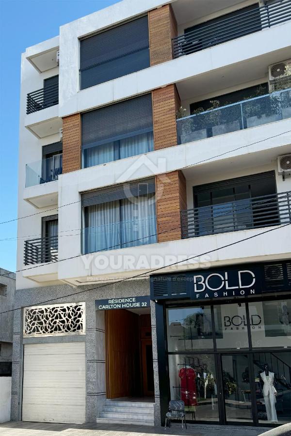 One-Bedroom Apartment with Terrace