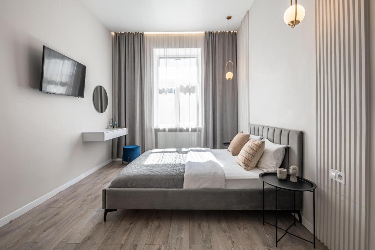 Апартаменти по вул Менцинського 6 - Ferienwohnung Lwiw