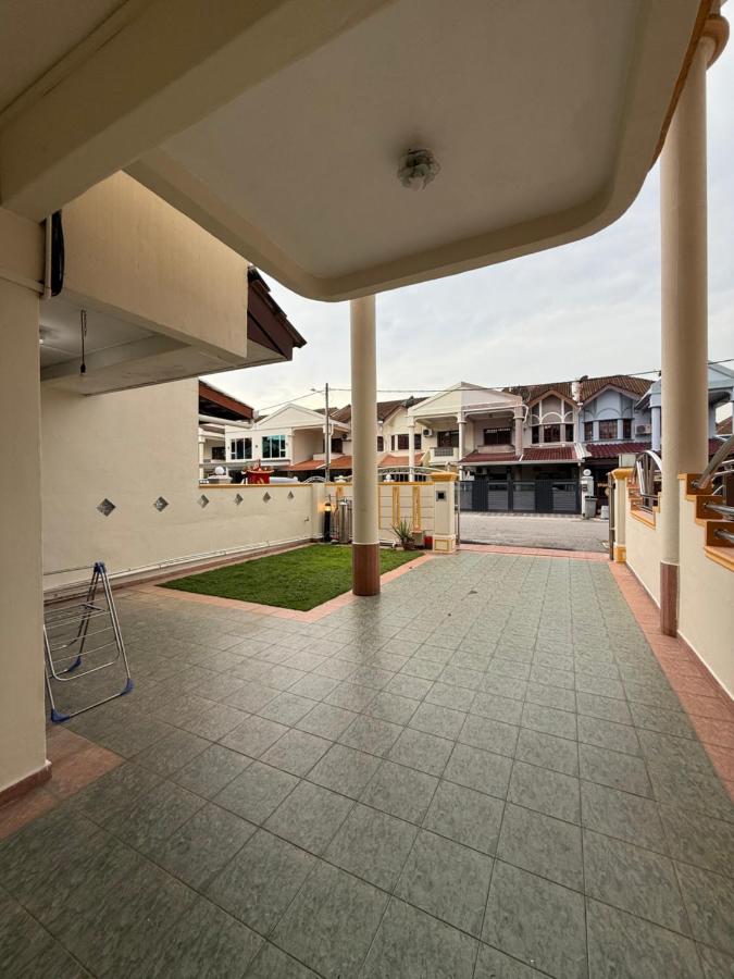 Double Storey 4 room - Walk to Jonker Street #9pax - B&B Malacca