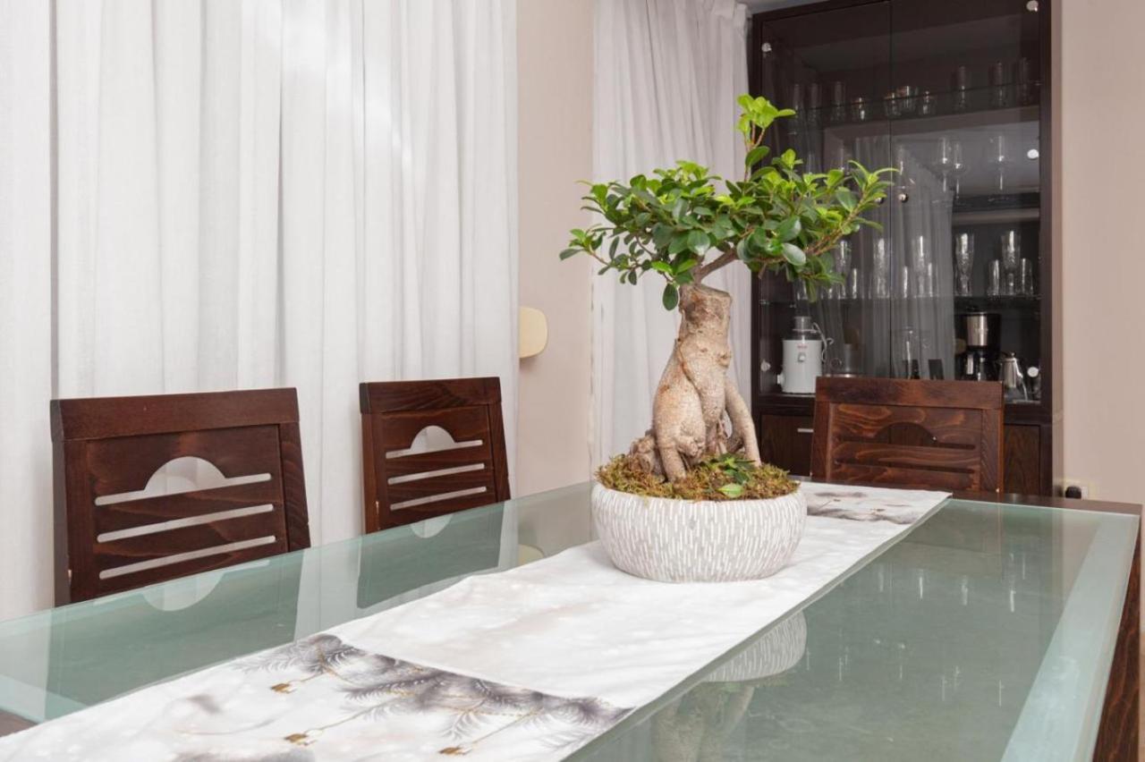 Chic & Serene Apartment-Your Relaxing Oasis - B&B