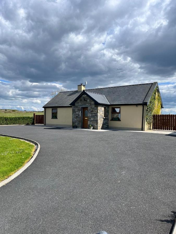 3 bedroom Home in Miltown Malbay - Ferienwohnung Hogan’s Bridge