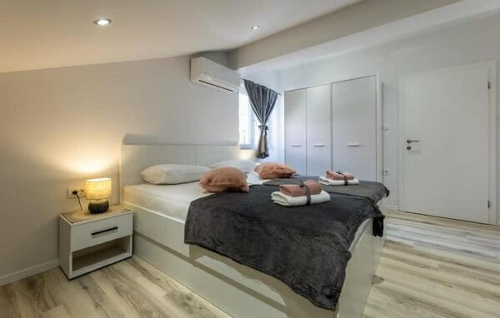 Apartman Grace 2 by Villas Guide - Chambres d’hôtes Peračko Blato