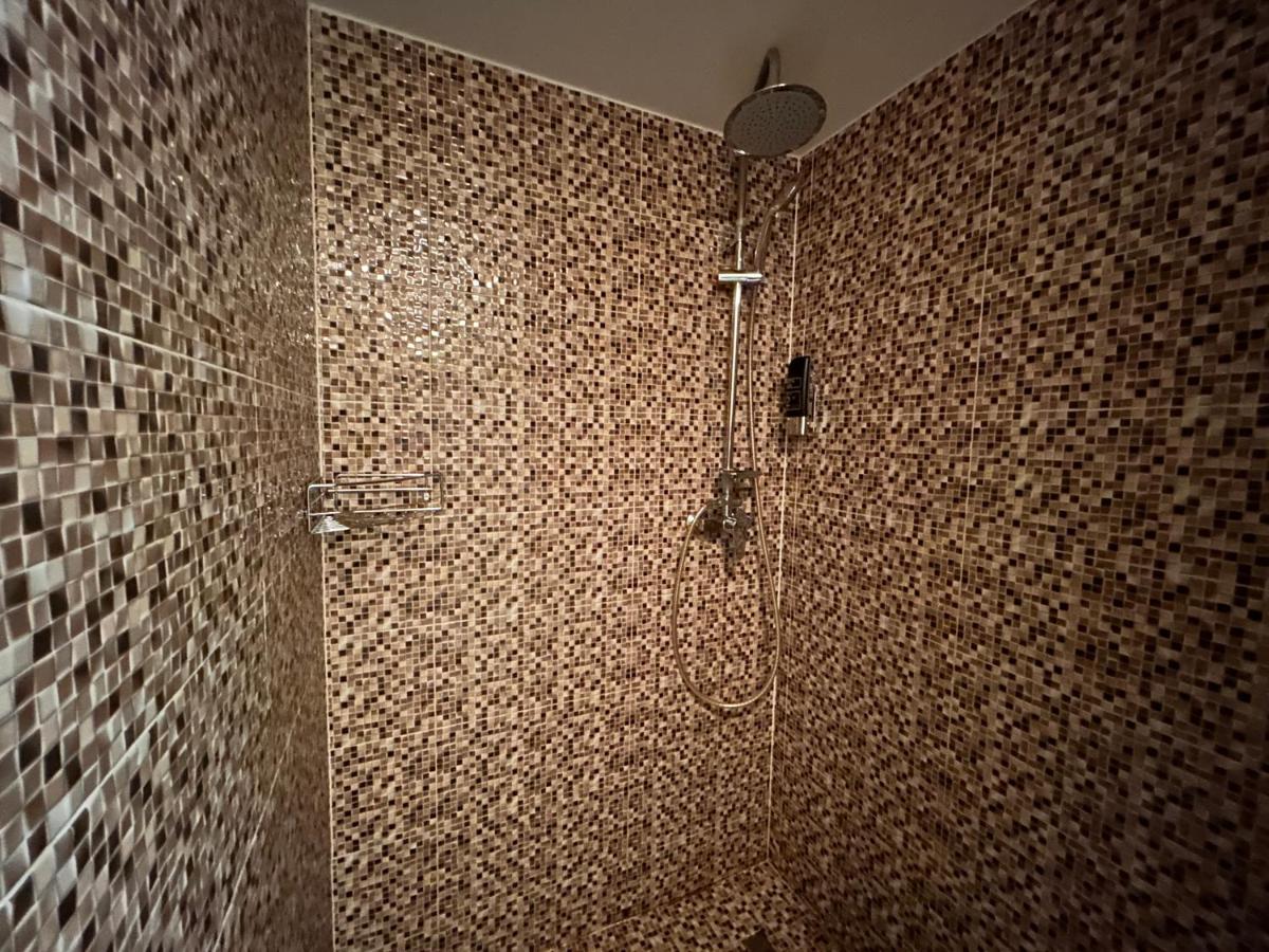 Camera Tripla con Bagno