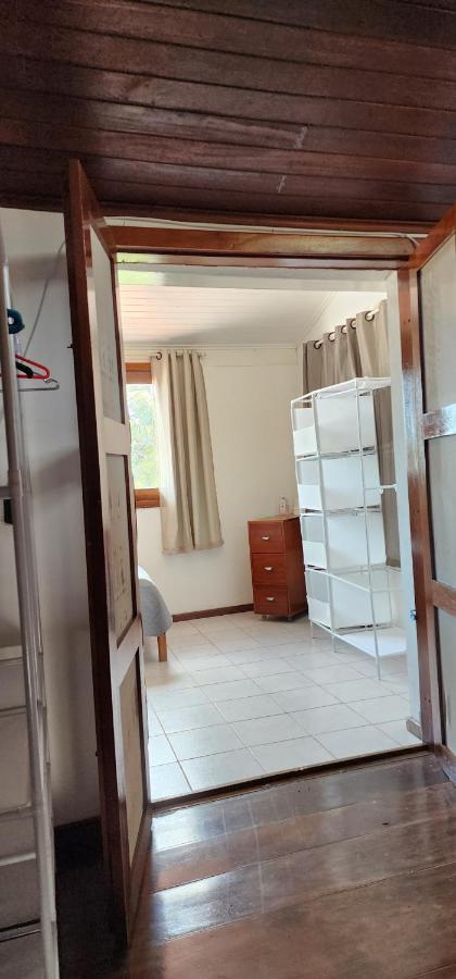 Dreibettzimmer mit Meerblick