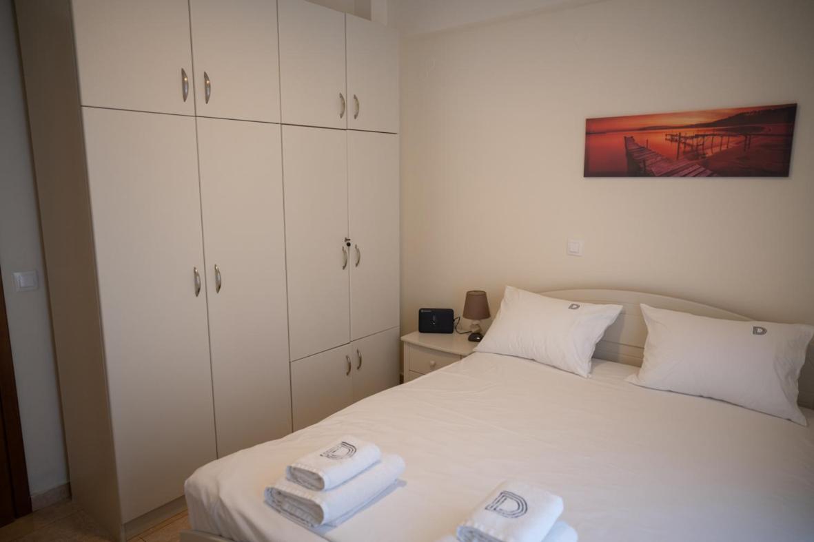 Debbie's Apartment - B&B Néa Moudhaniá