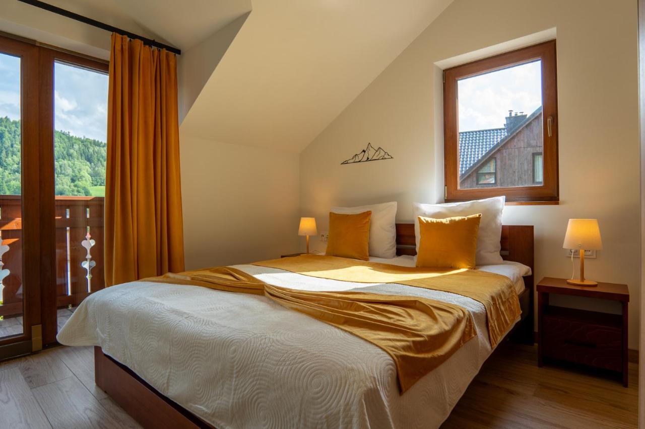Suite with Mountain View
