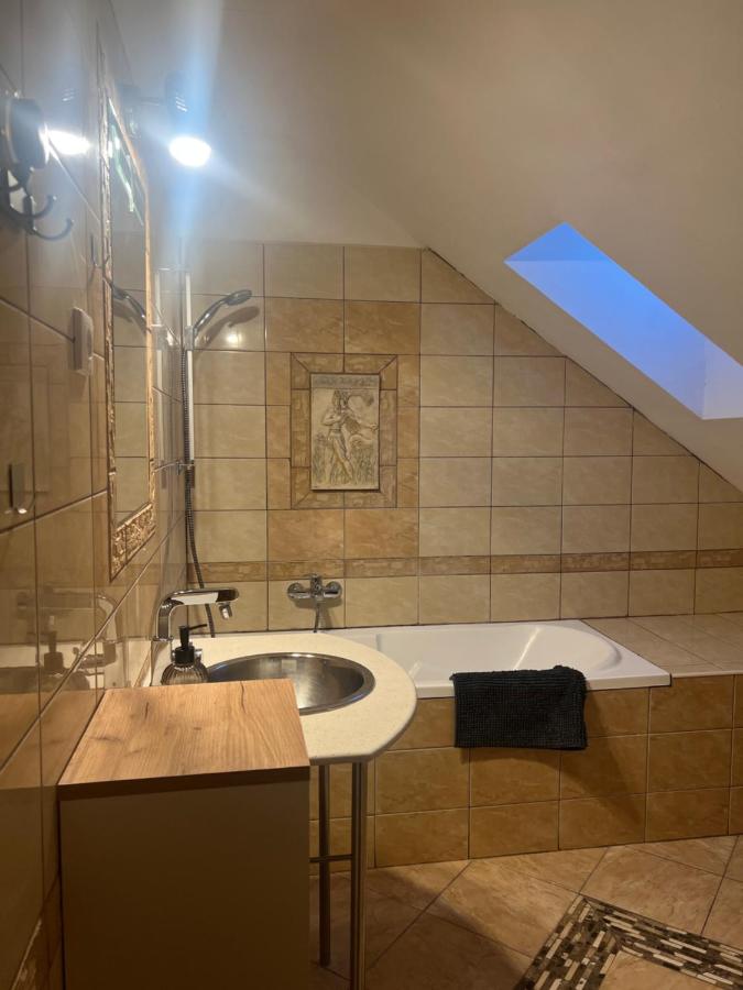 Kátay Apartman - B&B Szeged