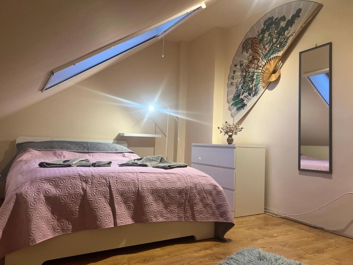 Double Room with Shared Bathroom