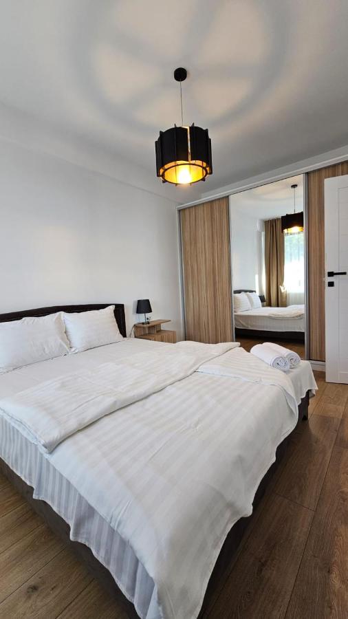 Deluxe One-Bedroom Apartment with Garden View