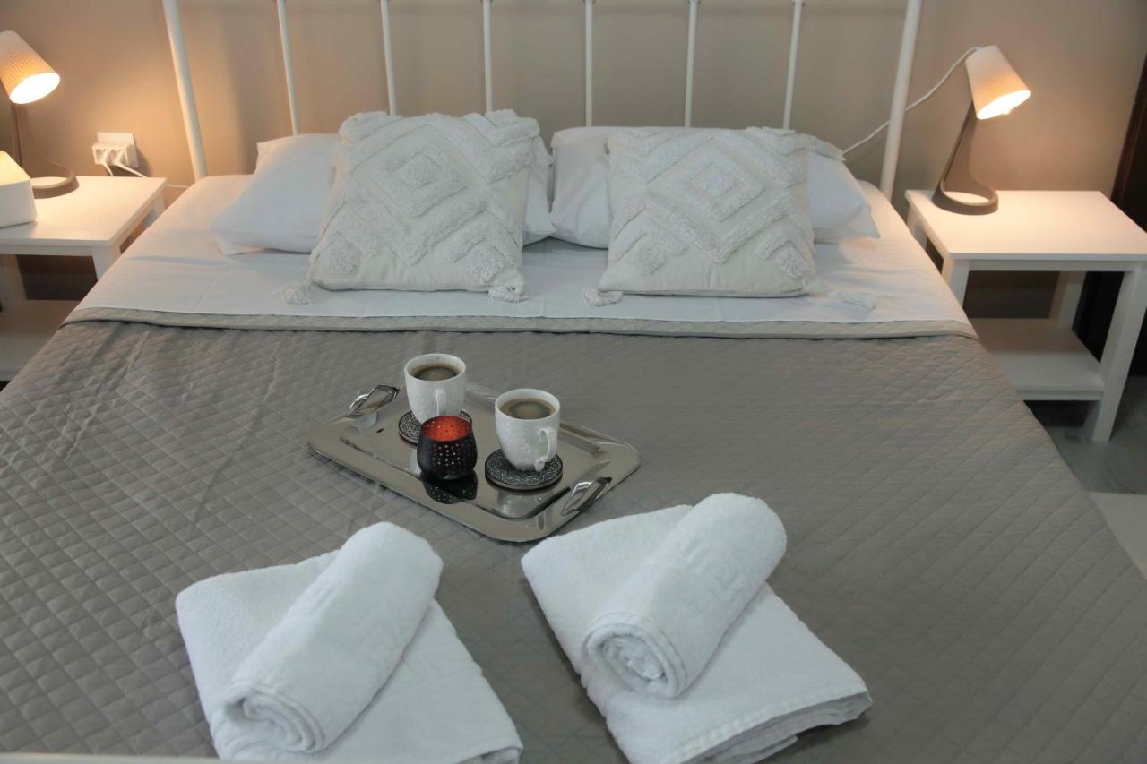 Villa Tzekos - Bed and Breakfast Epanomí