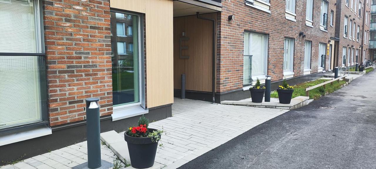 Modern studio near Airport with Self check-in - Ferienwohnung Vantaa