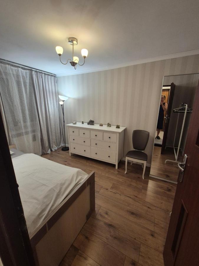 Mały pokój przy lotnisku - B&B Poznań