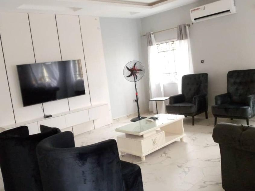 Folulakes Regal Villas - B&B