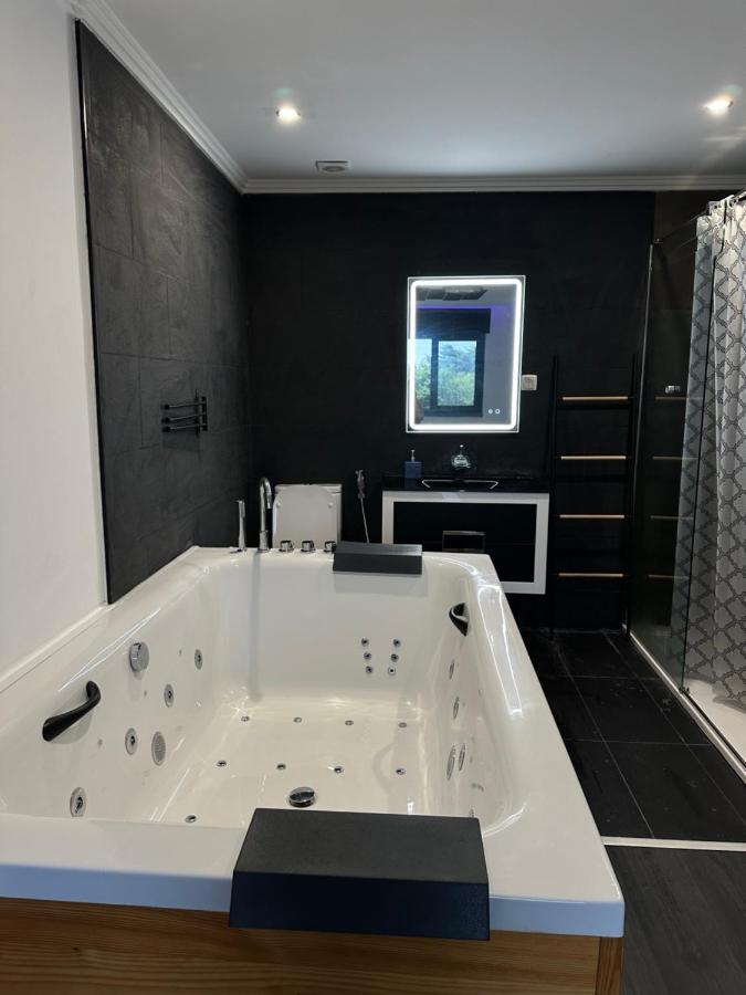 Apartamento com suíte e jacuzzi - Chambres d’hôtes Lisbonne