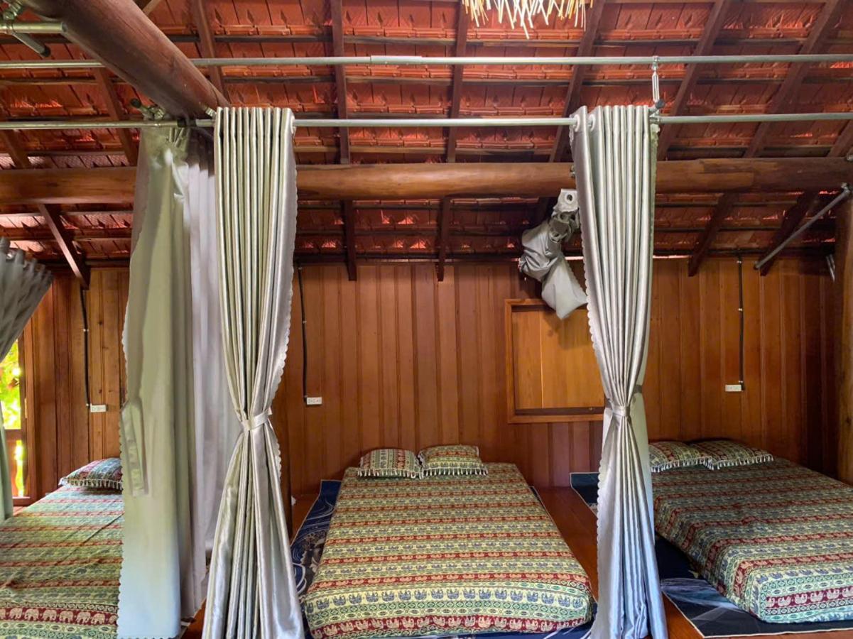 Mixed Dormitory Room