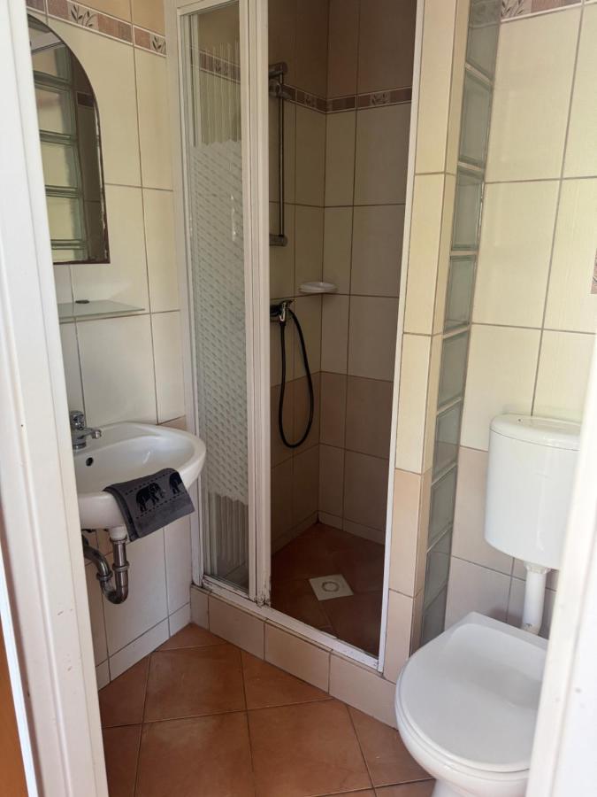 Dreibettzimmer