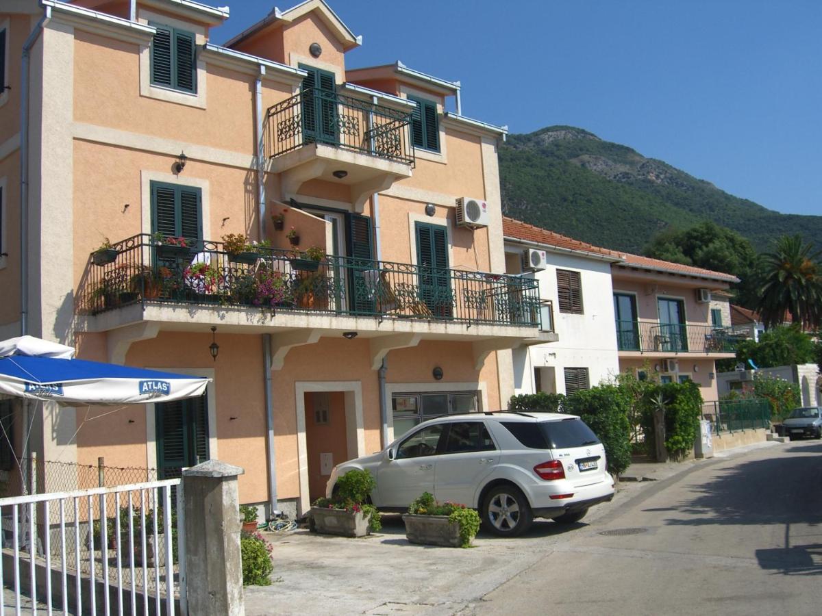 Holiday Home Ploski - Bed and Breakfast Herceg Novi