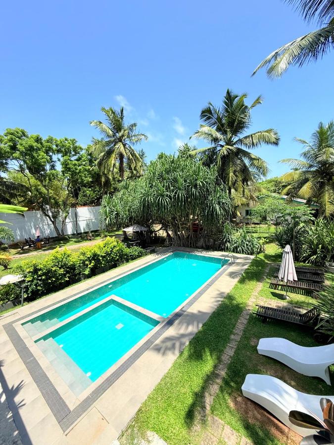 Rosanuka Beach Villa - B&B Wayikkal