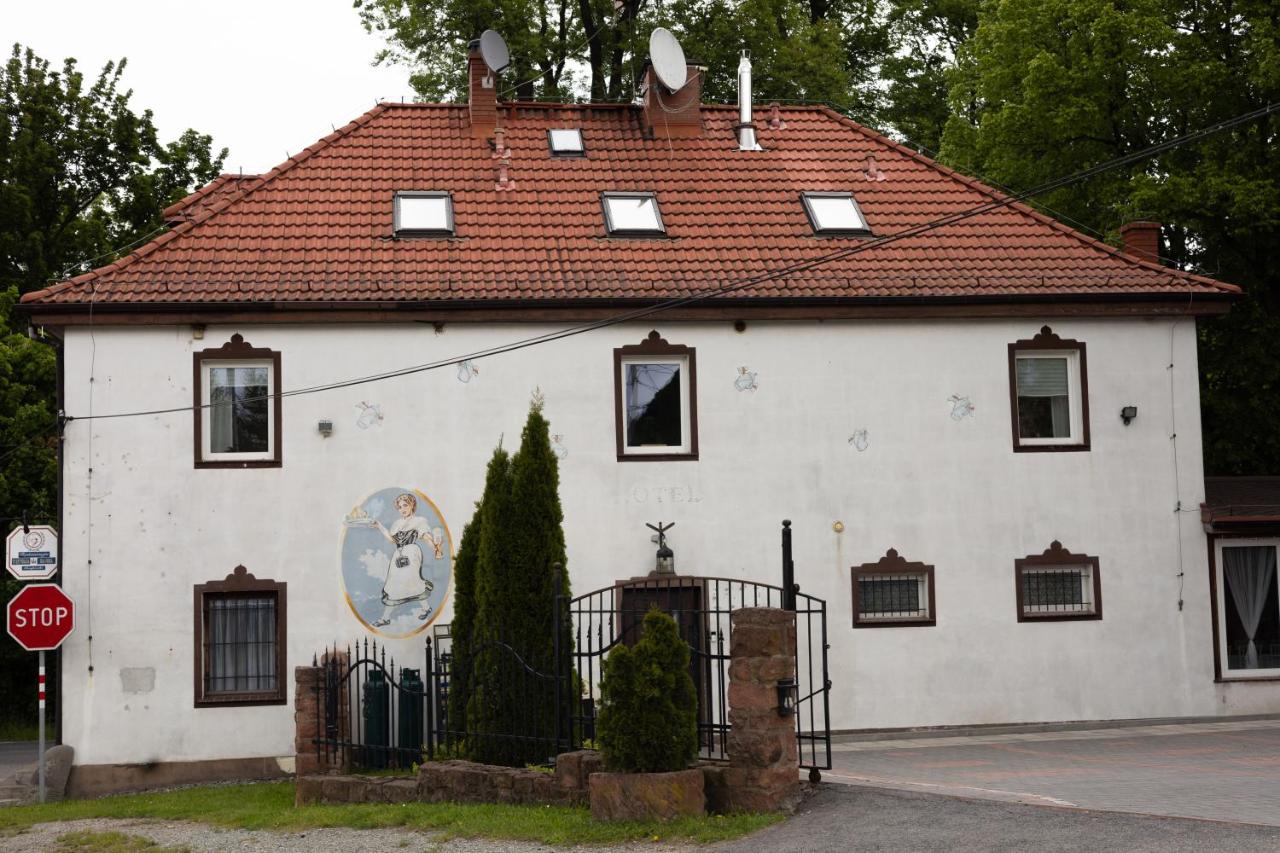 Pokoje Pod Zamkiem - B&B