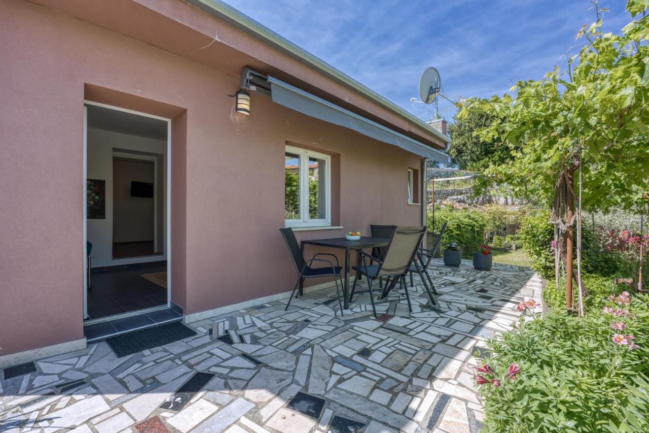 Casa Marti with terrace & garden - B&B Rovinj