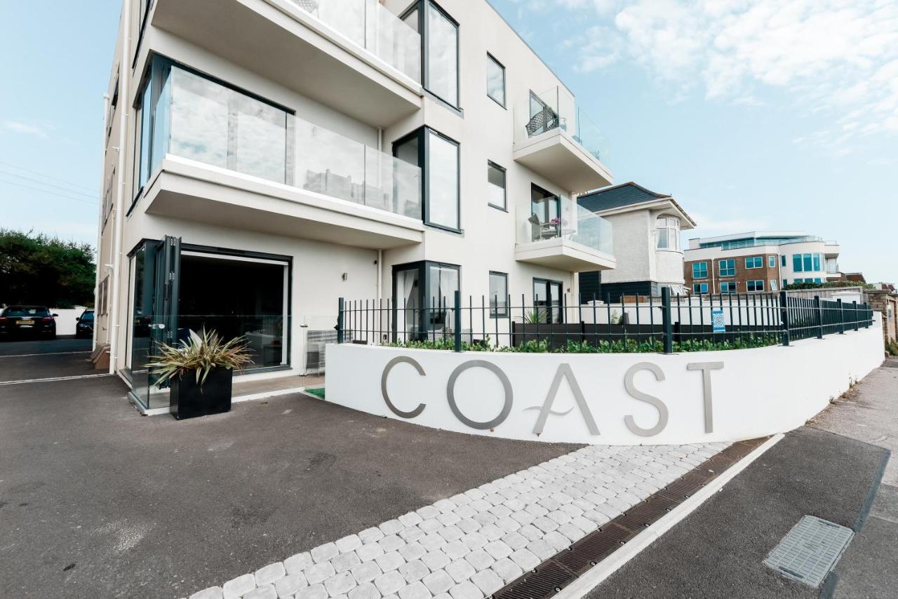 Brand new Beachfront GF 2 bed 6 guests apartment - B&B