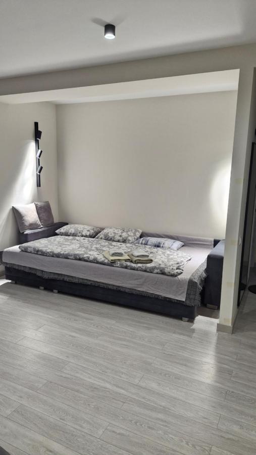 Жуляны - B&B