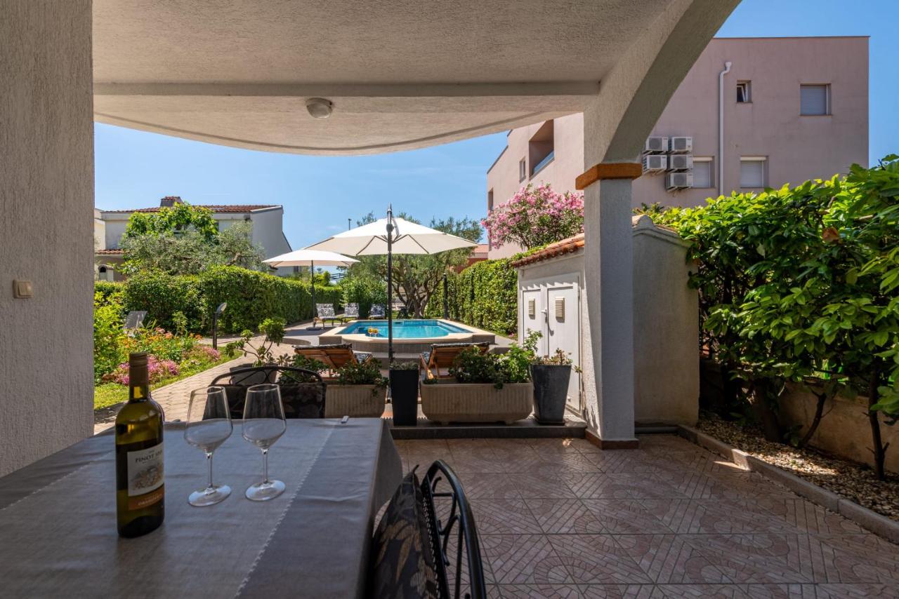 Villa Petra ZadarVillas - B&B