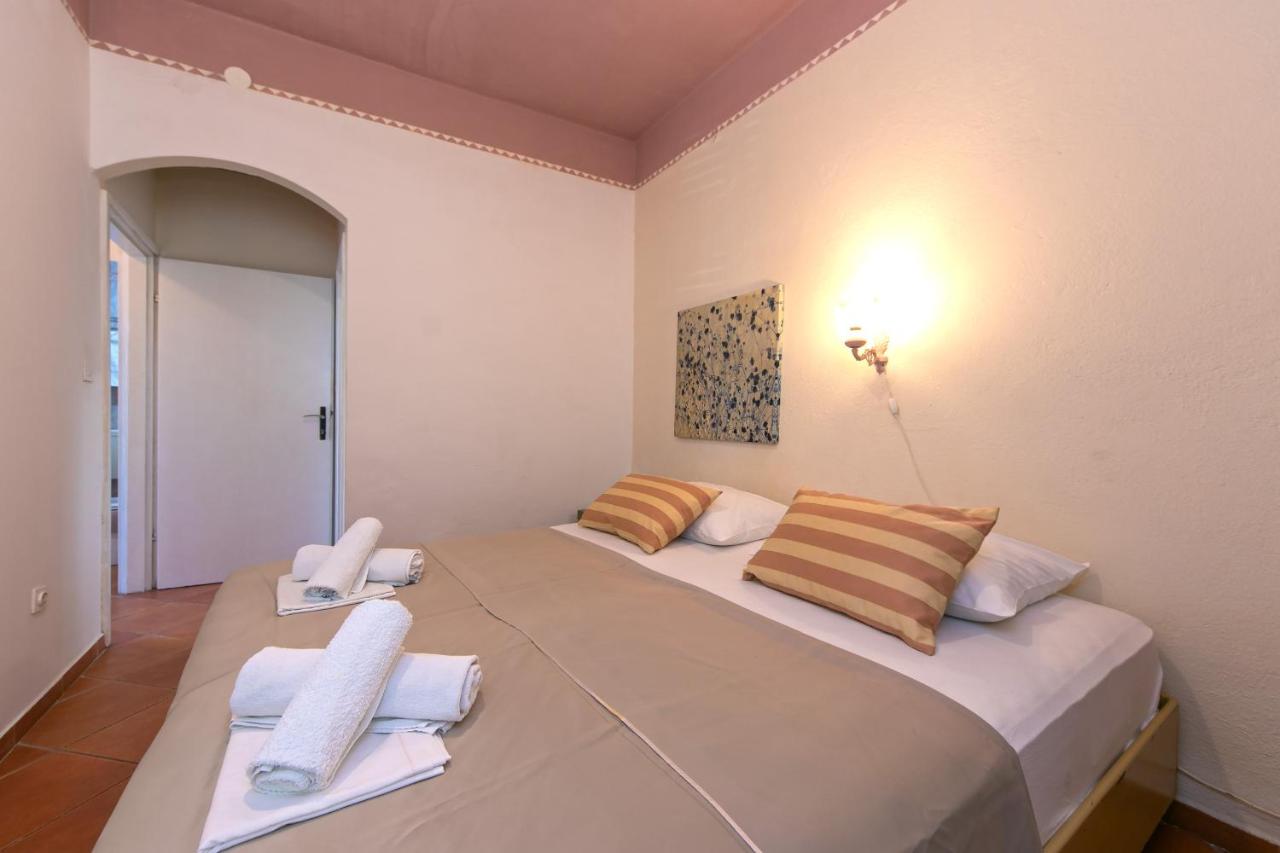 Appartamento con 2 Camere da Letto