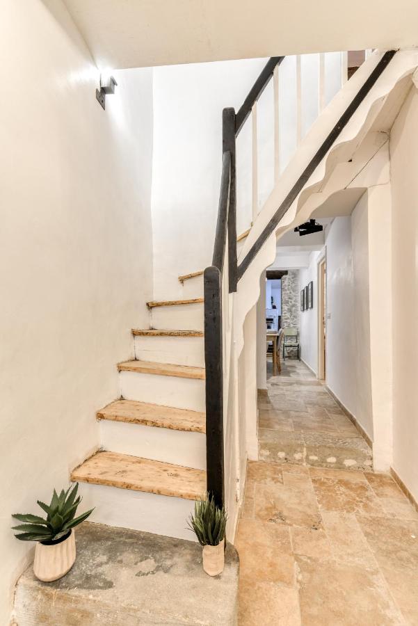 Au Pied de la Cité - Terrasse - Climatisation - Wifi - Ferienwohnung Carcassonne