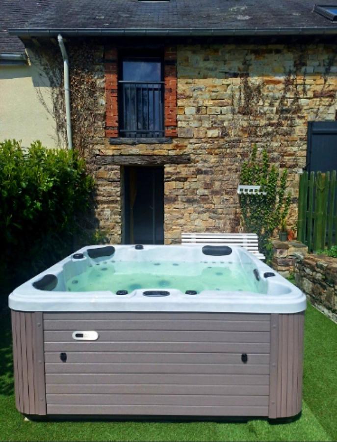 Longère avec jacuzzi et jardin à 10 min de Rennes - B&B Servon-sur-Vilaine