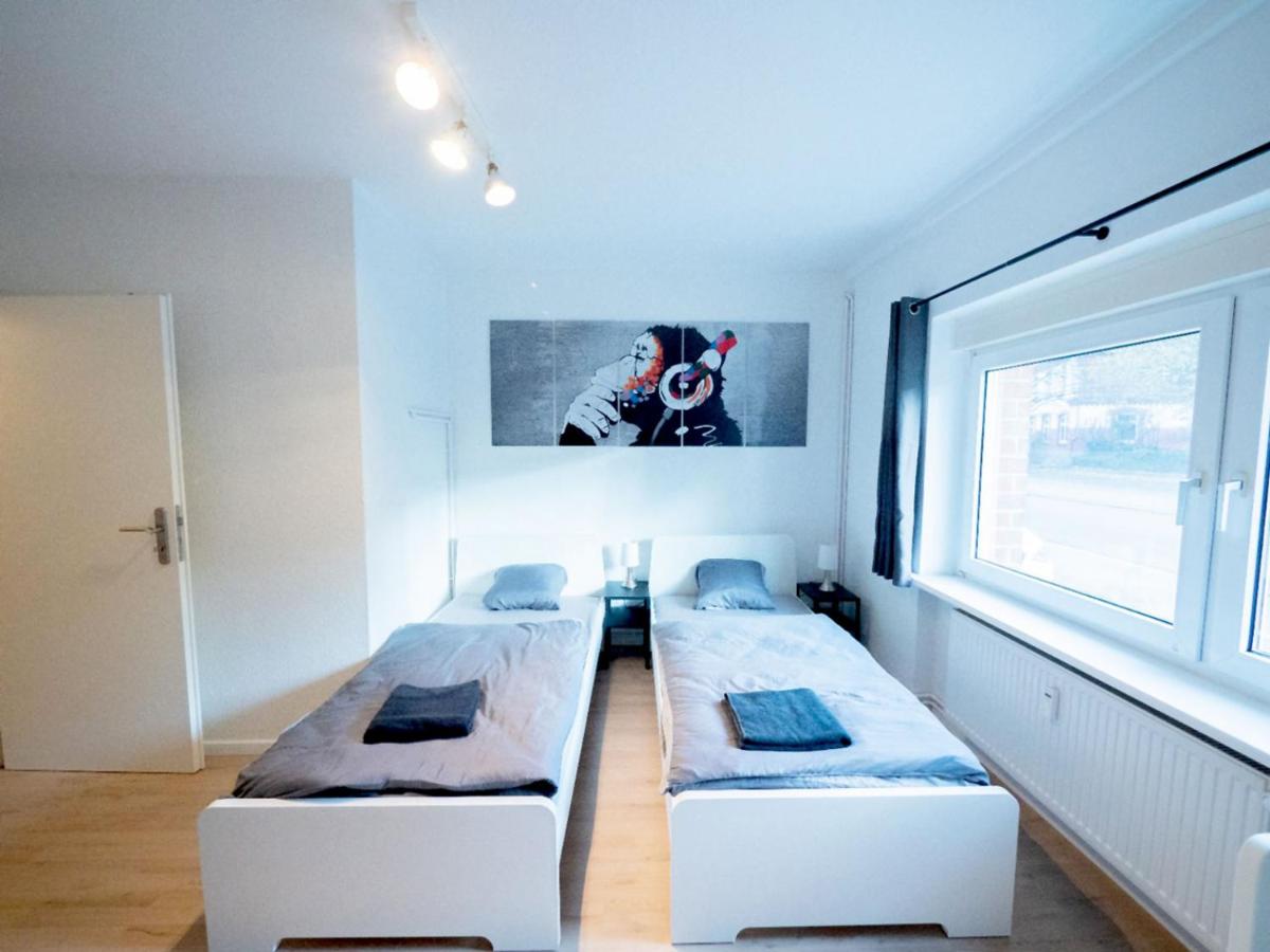 SB-gr9b-EGr - Einzelbetten - gute Anbindung - Bettwäsche - B&B