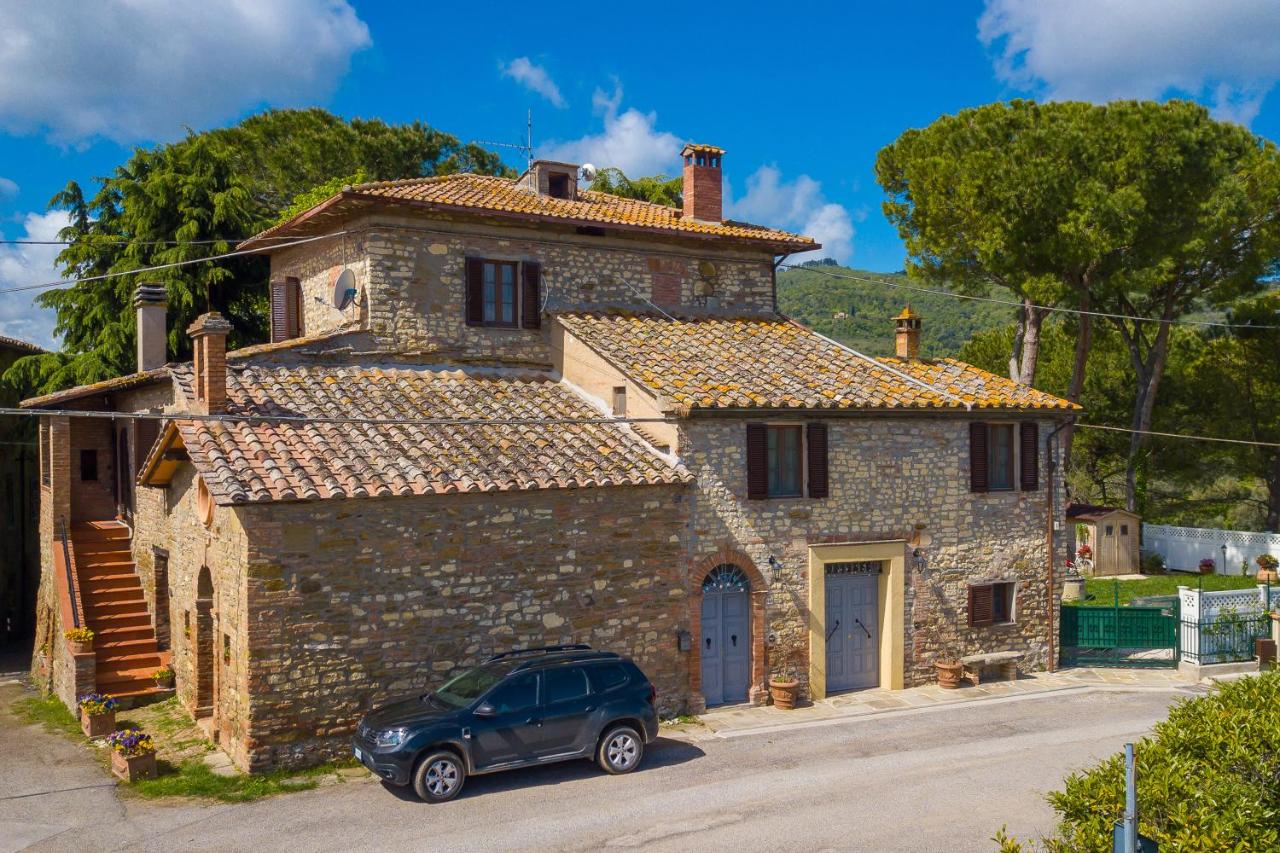 Borgo Panicale with Shared Pool and Garden - B&B Panicale