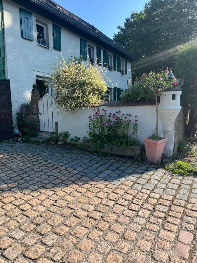 Doppelzimmer mit Bad im Seminarhaus Sissy Baumann - B&B