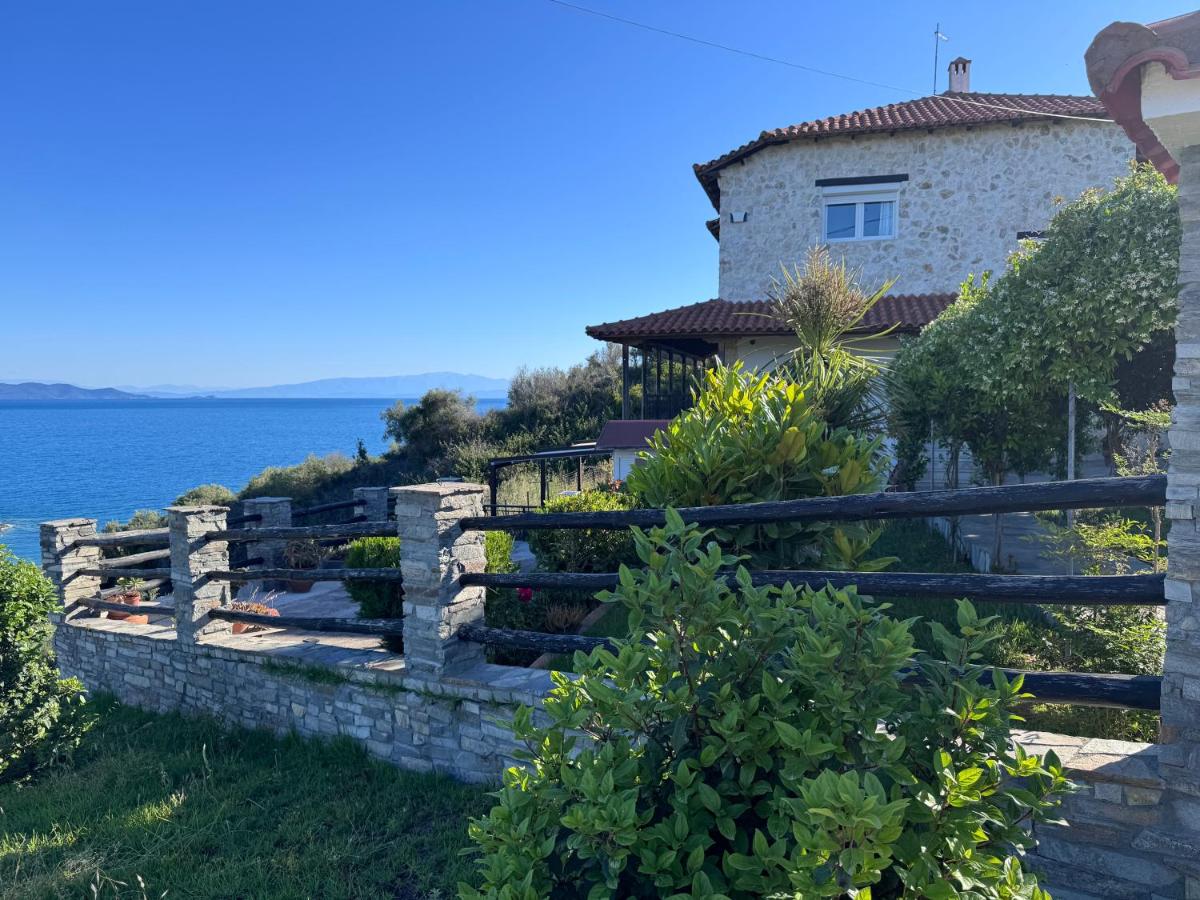 Kyriakos Villa Suite - Ferienwohnung Nea Roda