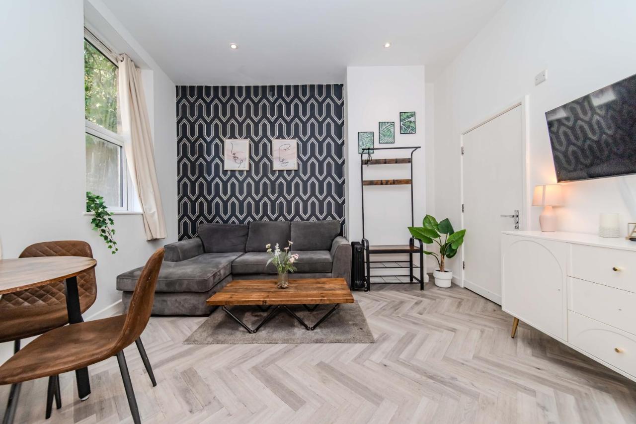 Modern flat near Brighton centre - B&B