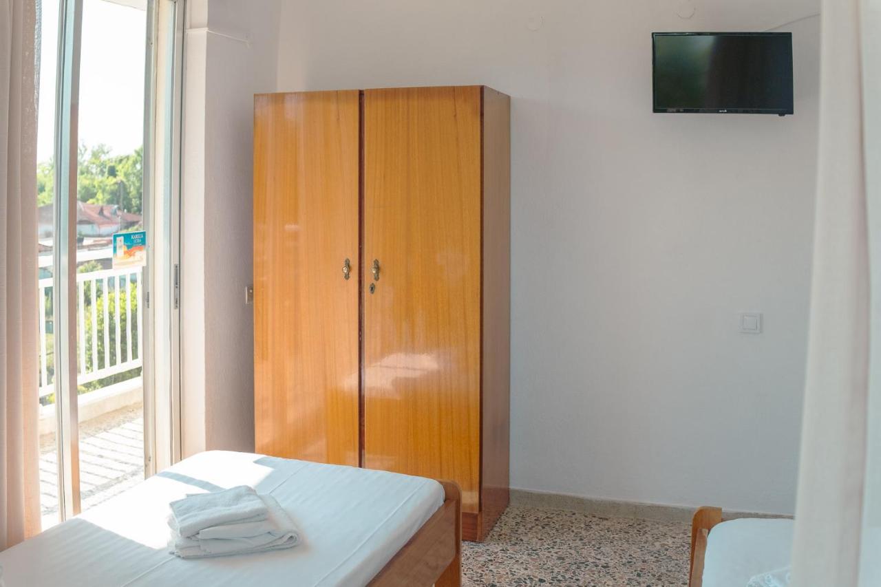 Appartamento con 1 Camera da Letto, Vista Mare e Balcone 