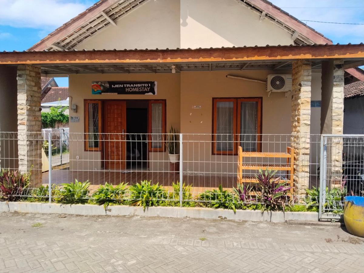 Ijen transito 1 home stay - B&B