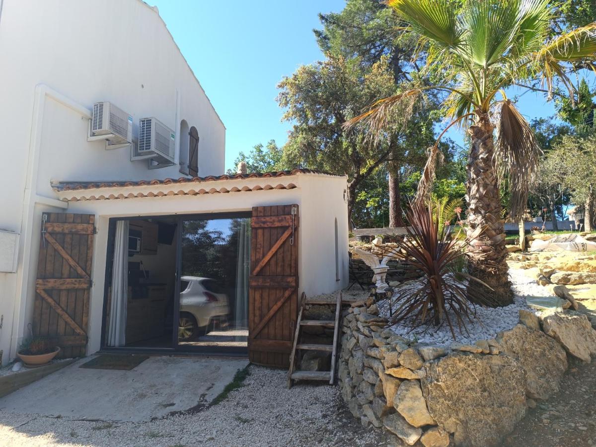 Studio indépendant au coeur du var - B&B Sainte-Anastasie-sur-Issole