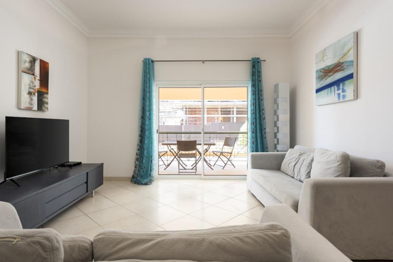 Praia Village III - Peaceful condominium by HD - B&B Quarteira