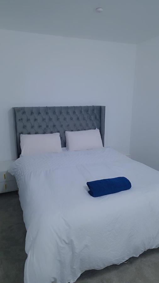 Romford Lux Rooms 20Mins to the London city - B&B Goodmayes