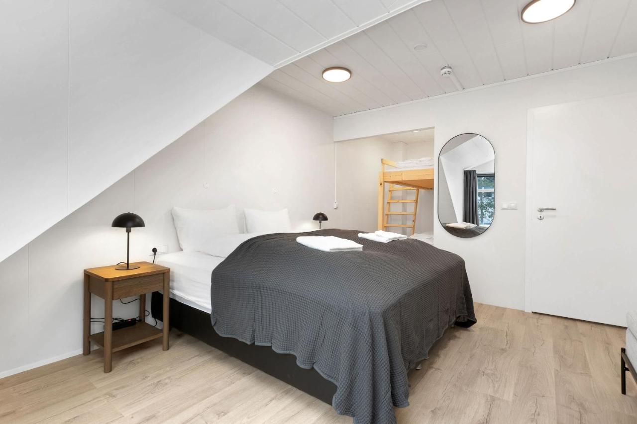 Laugavegur 60 - Downtown Apartment by Heimaleiga - B&B Reykjavík