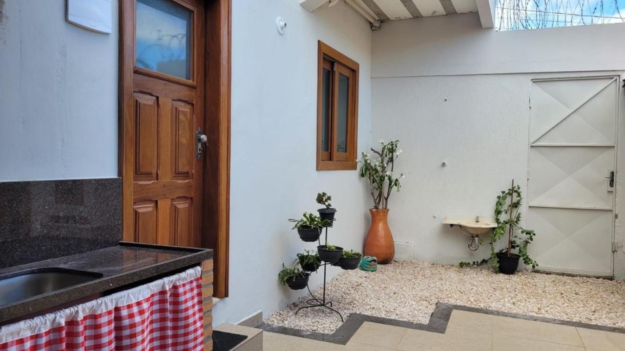 Casa Duplex c/ suíte cozinha completa e ventilador - B&B