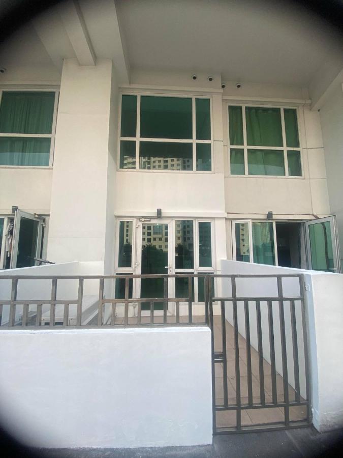 1bedroom LOFT with Garden Terrace pool access - B&B Manila